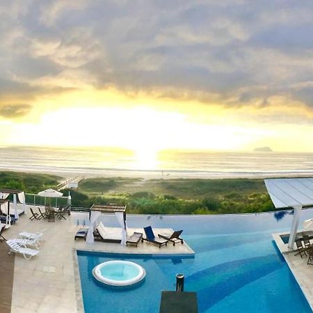 Bali Beach Home Club Rogga Beira Mar - Balneario Piçarras Esterno foto